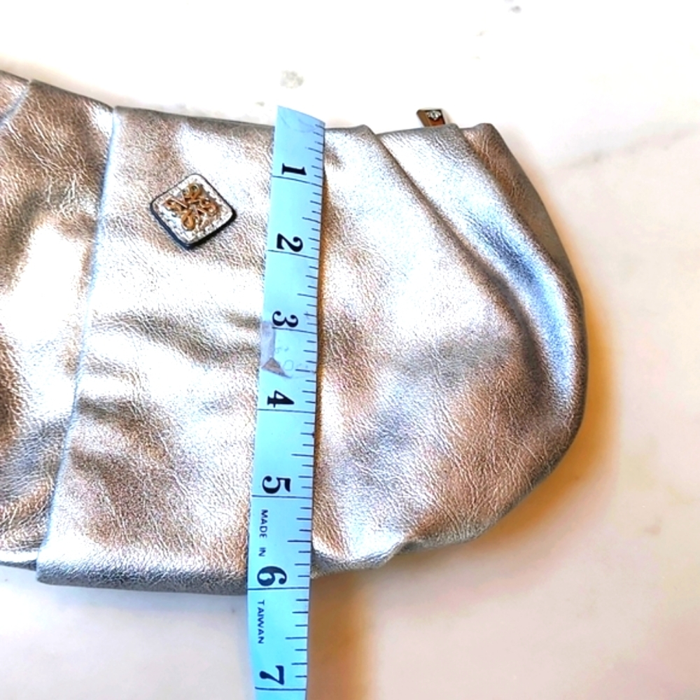 Simply Vera Wang Metallic Silver evening wristlet - Picture 8 of 11